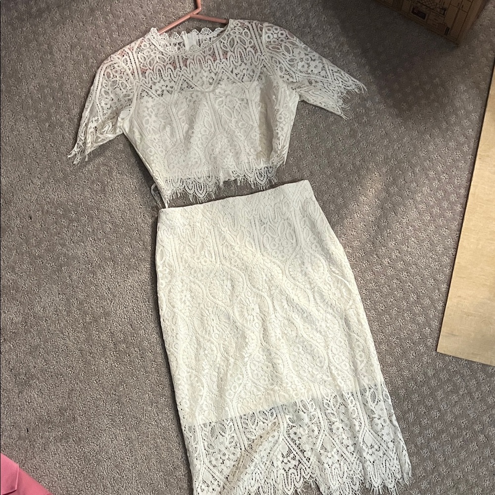 Lulu's White Lace Skirt Set